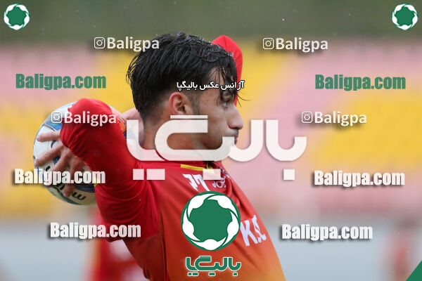 فولاد خوزستان ۴ - ۱ تراکتور
