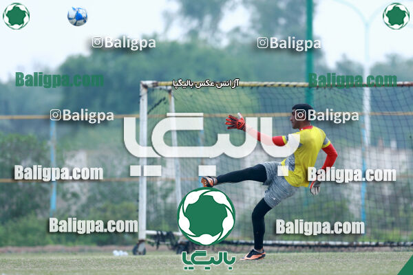 صنعت نفت آبادان ۰ - ۳ فولاد خوزستان