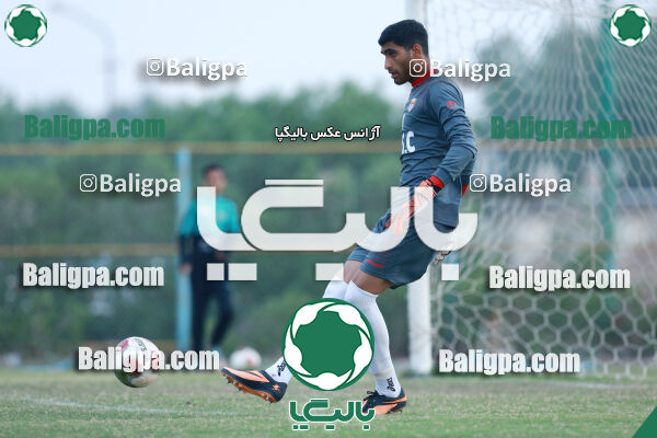 صنعت نفت آبادان ۰ - ۳ فولاد خوزستان