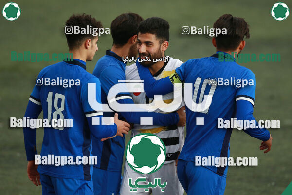 استقلال ۲ - ۴ مقاومت