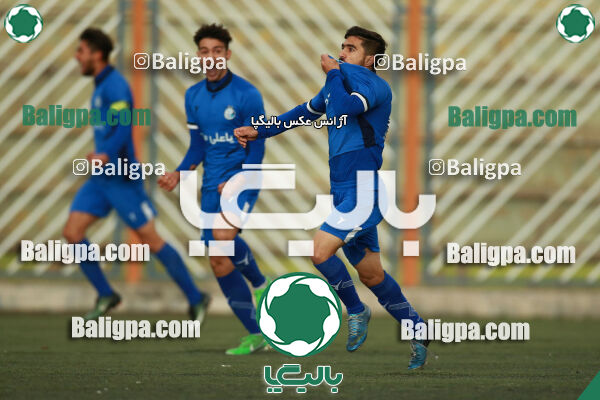 استقلال ۲ - ۴ مقاومت