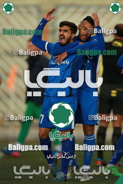 استقلال ۲ - ۴ مقاومت