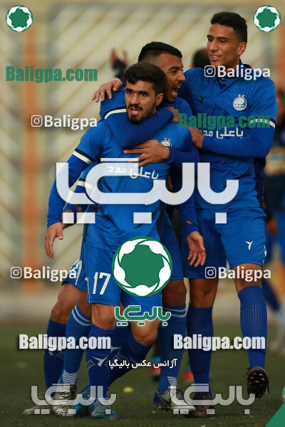 استقلال ۲ - ۴ مقاومت
