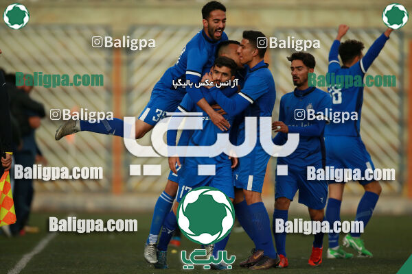 استقلال ۲ - ۴ مقاومت