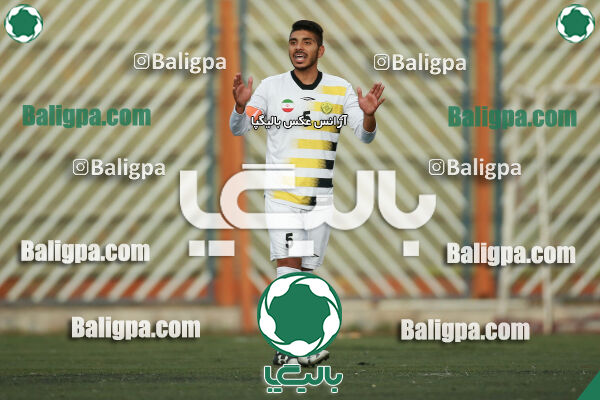 استقلال ۲ - ۴ مقاومت