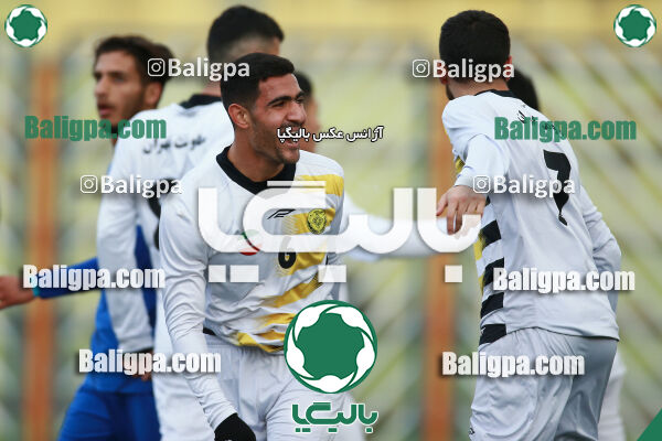 استقلال ۲ - ۴ مقاومت