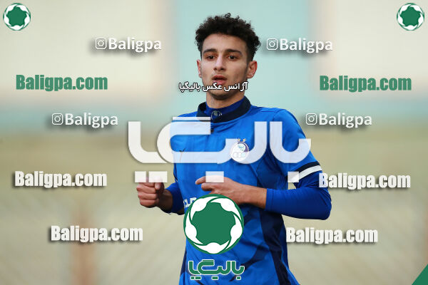استقلال ۲ - ۴ مقاومت