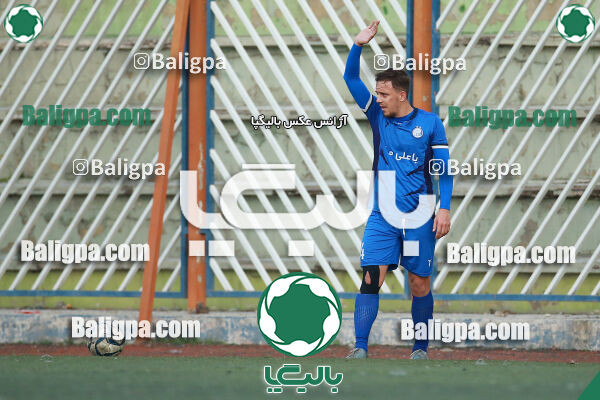 استقلال ۲ - ۴ مقاومت