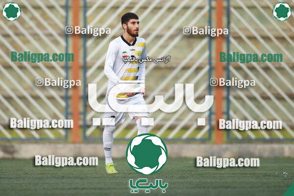 استقلال ۲ - ۴ مقاومت