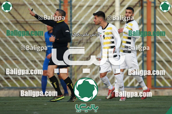 استقلال ۲ - ۴ مقاومت