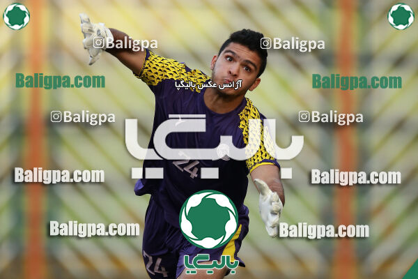 استقلال ۲ - ۴ مقاومت