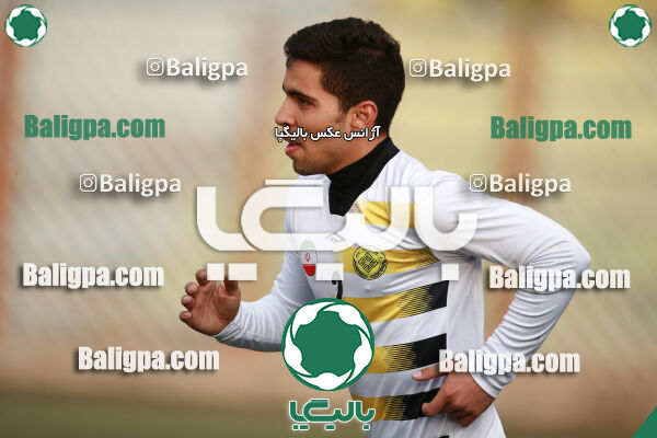 استقلال ۲ - ۴ مقاومت