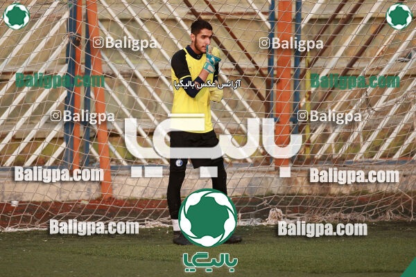استقلال ۲ - ۴ مقاومت