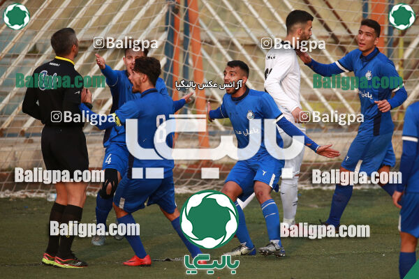 استقلال ۲ - ۴ مقاومت