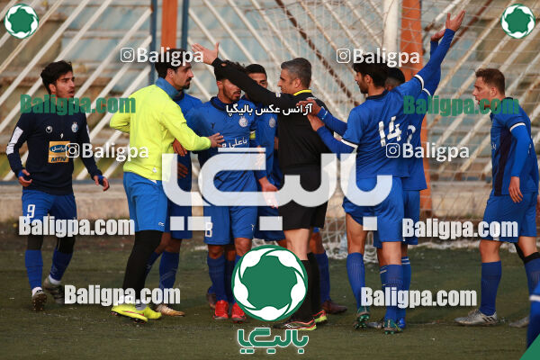 استقلال ۲ - ۴ مقاومت