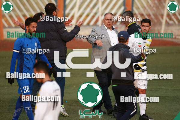 استقلال ۲ - ۴ مقاومت