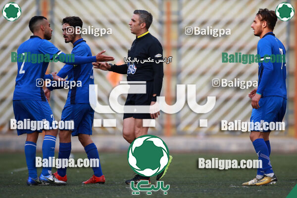 استقلال ۲ - ۴ مقاومت