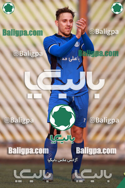 استقلال ۲ - ۴ مقاومت