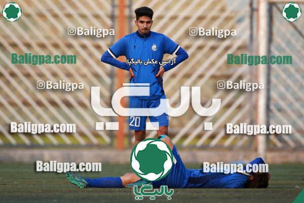 استقلال ۲ - ۴ مقاومت