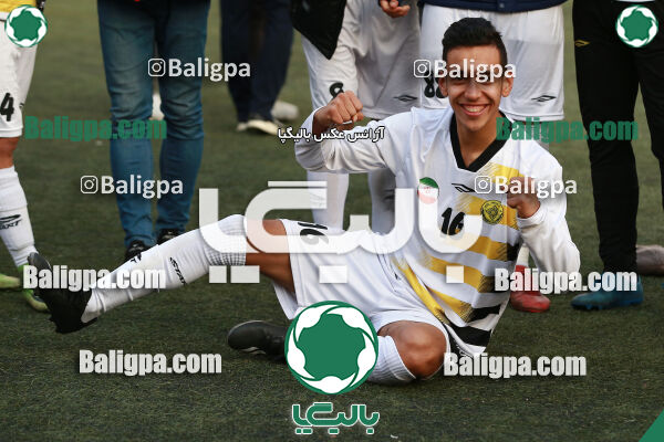 استقلال ۲ - ۴ مقاومت