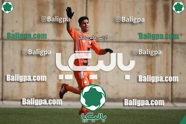 استقلال 3–2 سایپا