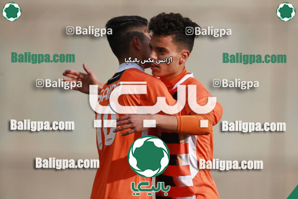 استقلال 3–2 سایپا