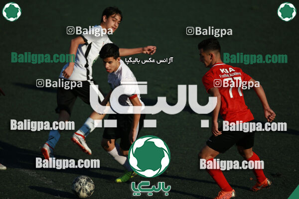 احسان ری 2–5 کیا