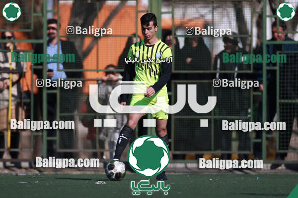 ۰ - ۲ آکادمی کیا