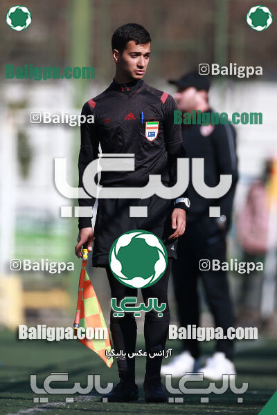 ۰ - ۲ آکادمی کیا