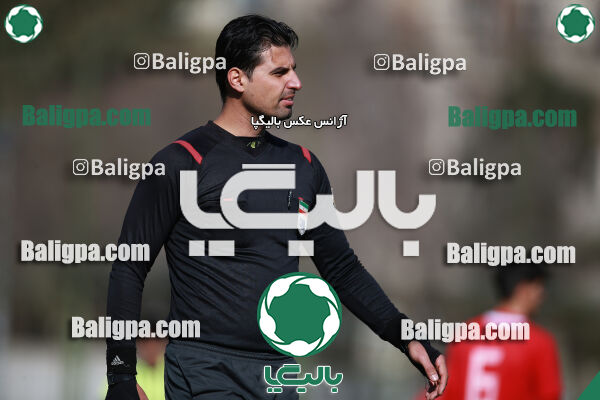 ۰ - ۲ آکادمی کیا