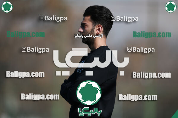 ۰ - ۲ آکادمی کیا