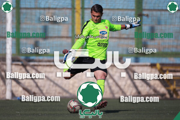پرسپولیس ۱ - ۱ استقلال