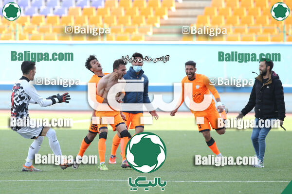 استقلال 0–2 بادران