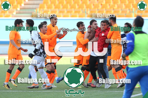 استقلال 0–2 بادران