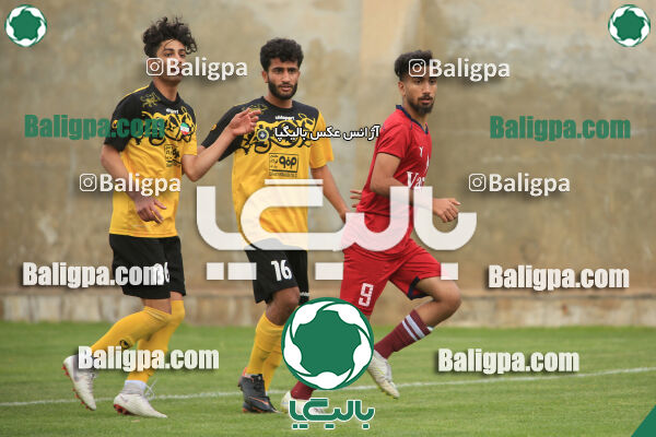 سپاهان اصفهان ۳ - ۰ نساجی مازندران