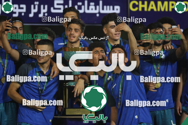 پیکان ۲ - ۱ سپاهان اصفهان