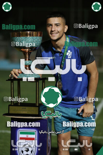 پیکان ۲ - ۱ سپاهان اصفهان