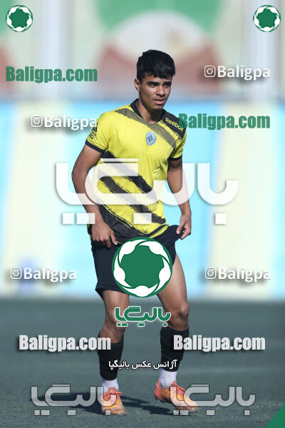 مقاومت ۳ - ۱ پرسپولیس
