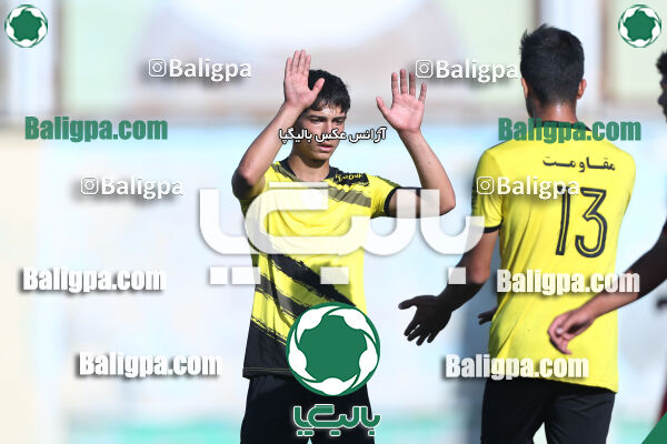 مقاومت ۳ - ۱ پرسپولیس