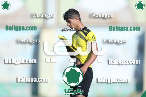 مقاومت ۳ - ۱ پرسپولیس