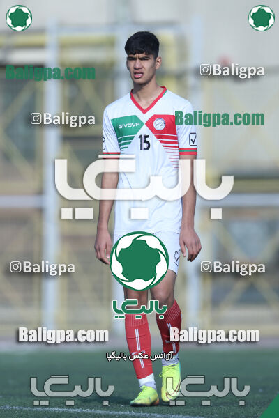 ۲ - ۳ استقلال