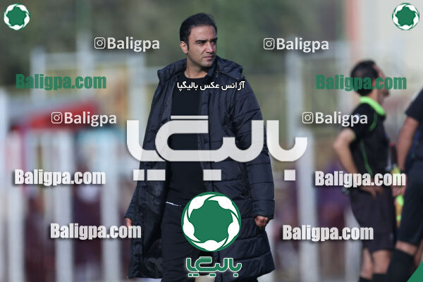 ۲ - ۳ استقلال