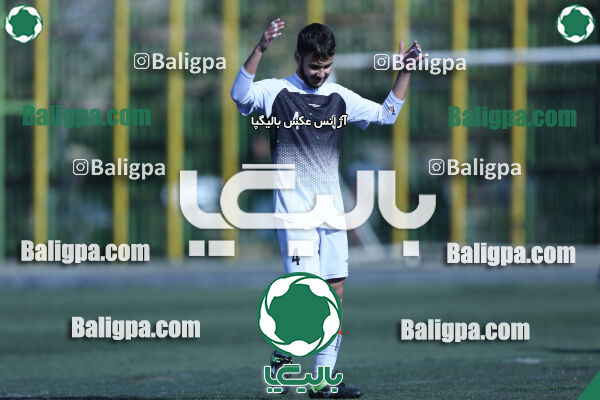 پیکان 1–1 شاهین