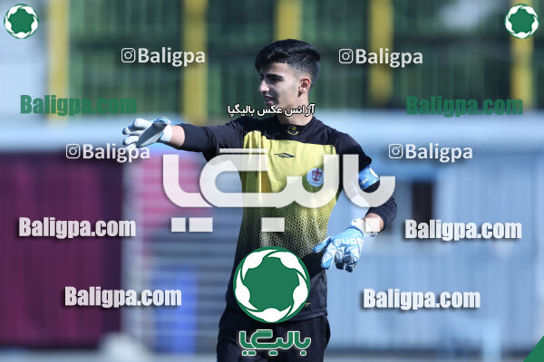 پیکان 1–1 شاهین