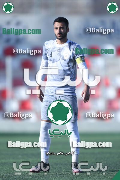 ۲ - ۰ نیروی زمینی