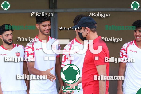 ۳ - ۱ پرسپولیس