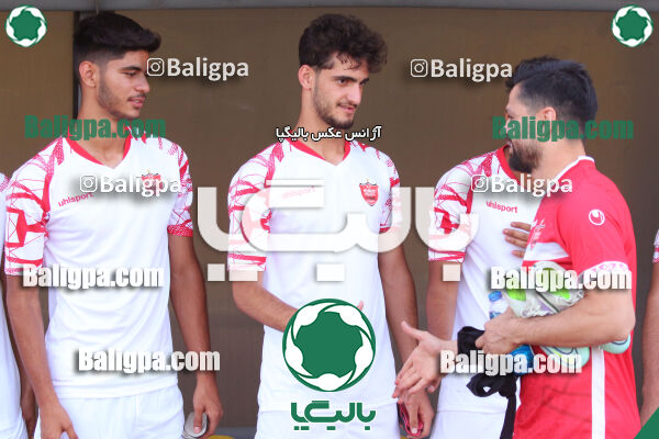 ۳ - ۱ پرسپولیس