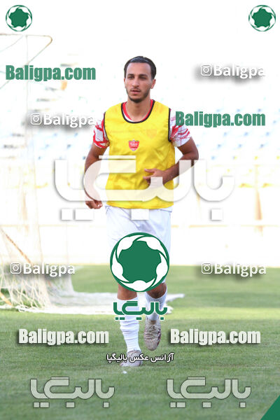 ۳ - ۱ پرسپولیس
