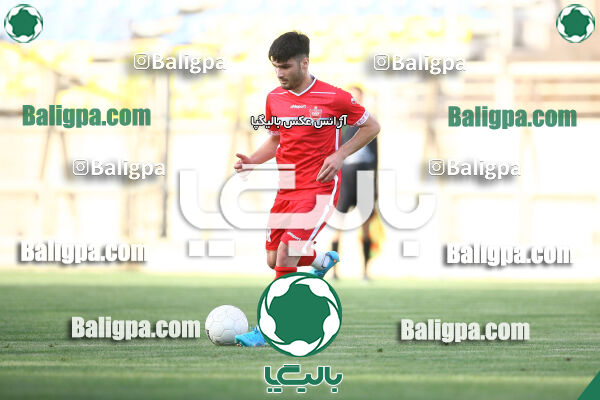 ۳ - ۱ پرسپولیس
