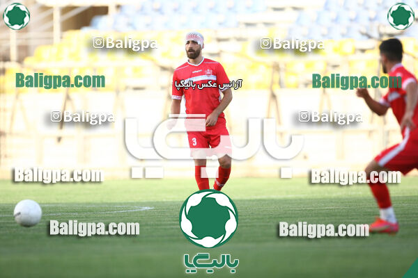 ۳ - ۱ پرسپولیس